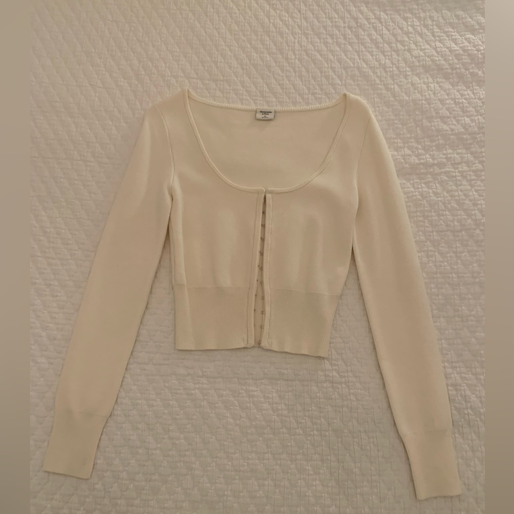 A&F sweater NWOT